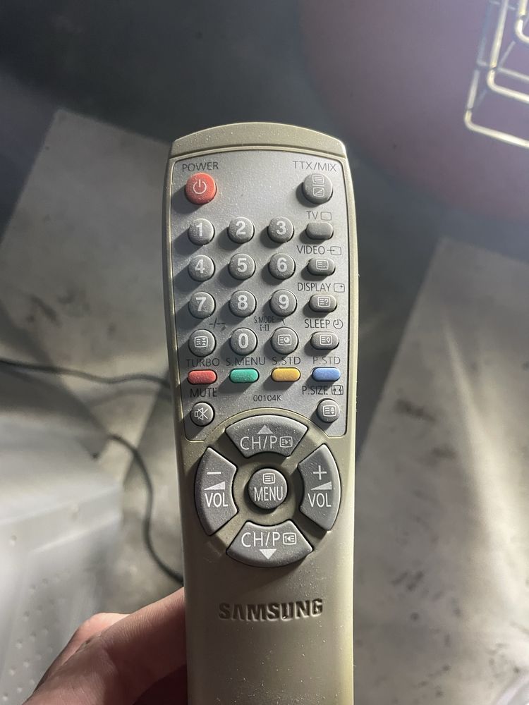 TV 28” Samsung CW-28D83N