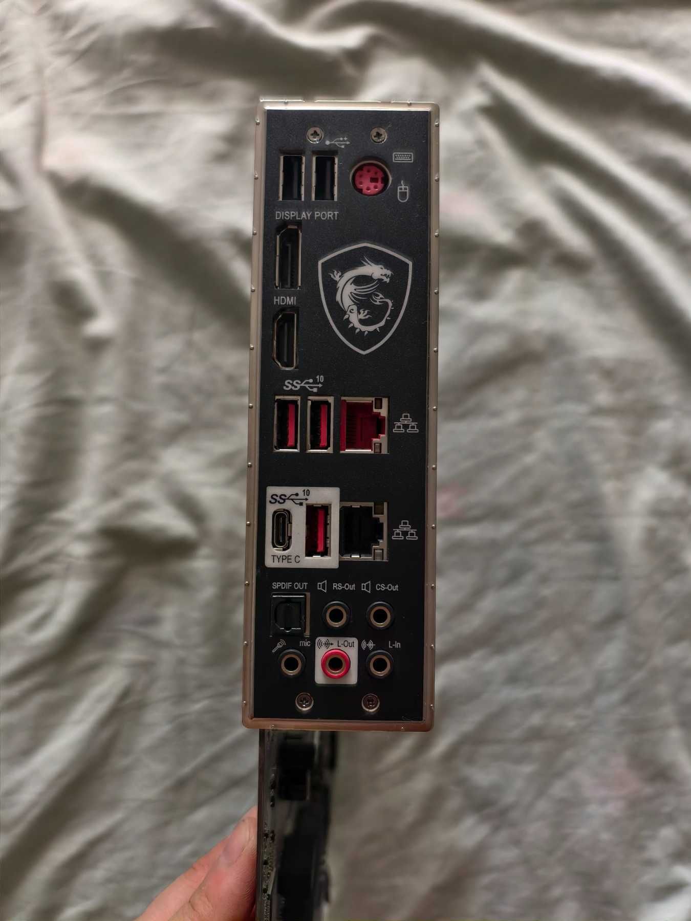 В ремонт! MSi MAG Z390 TOMAHAWK s1551