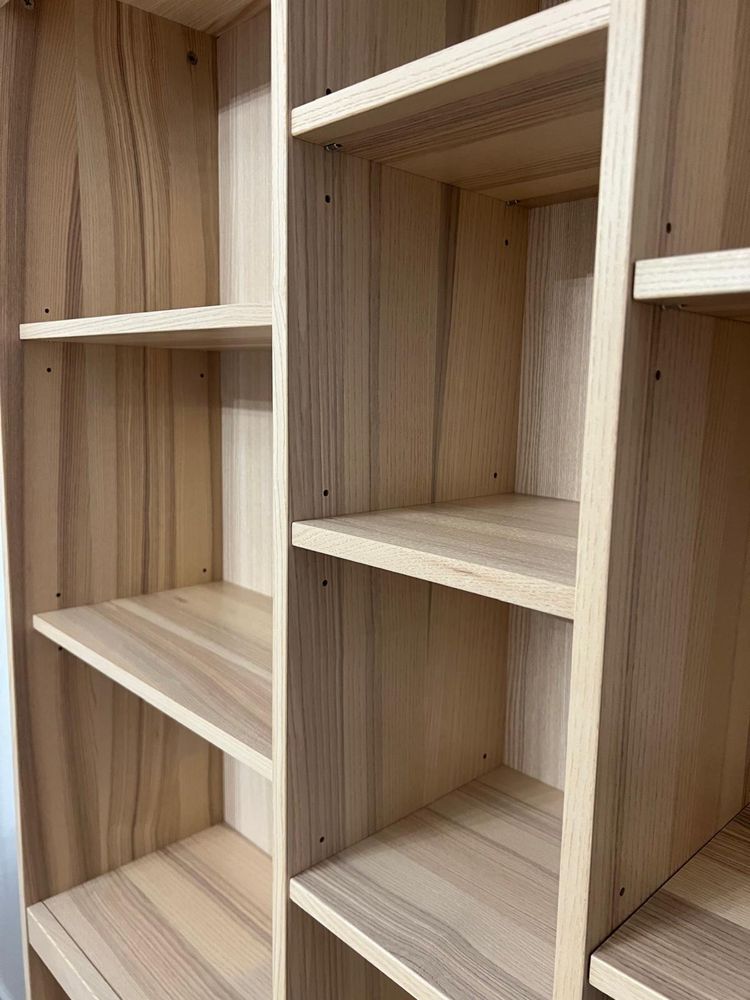 Sprzedam Witryna IKEA stan idealny