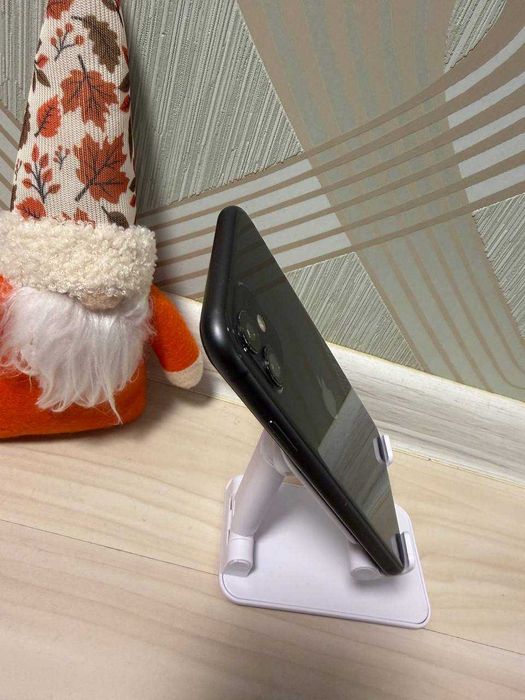 Iphone 11｜64gb｜81% Батарея｜Neverlock｜2-sim физ｜Все функции работают