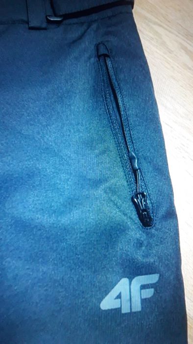 Гірськолижні штани від бренду 4F