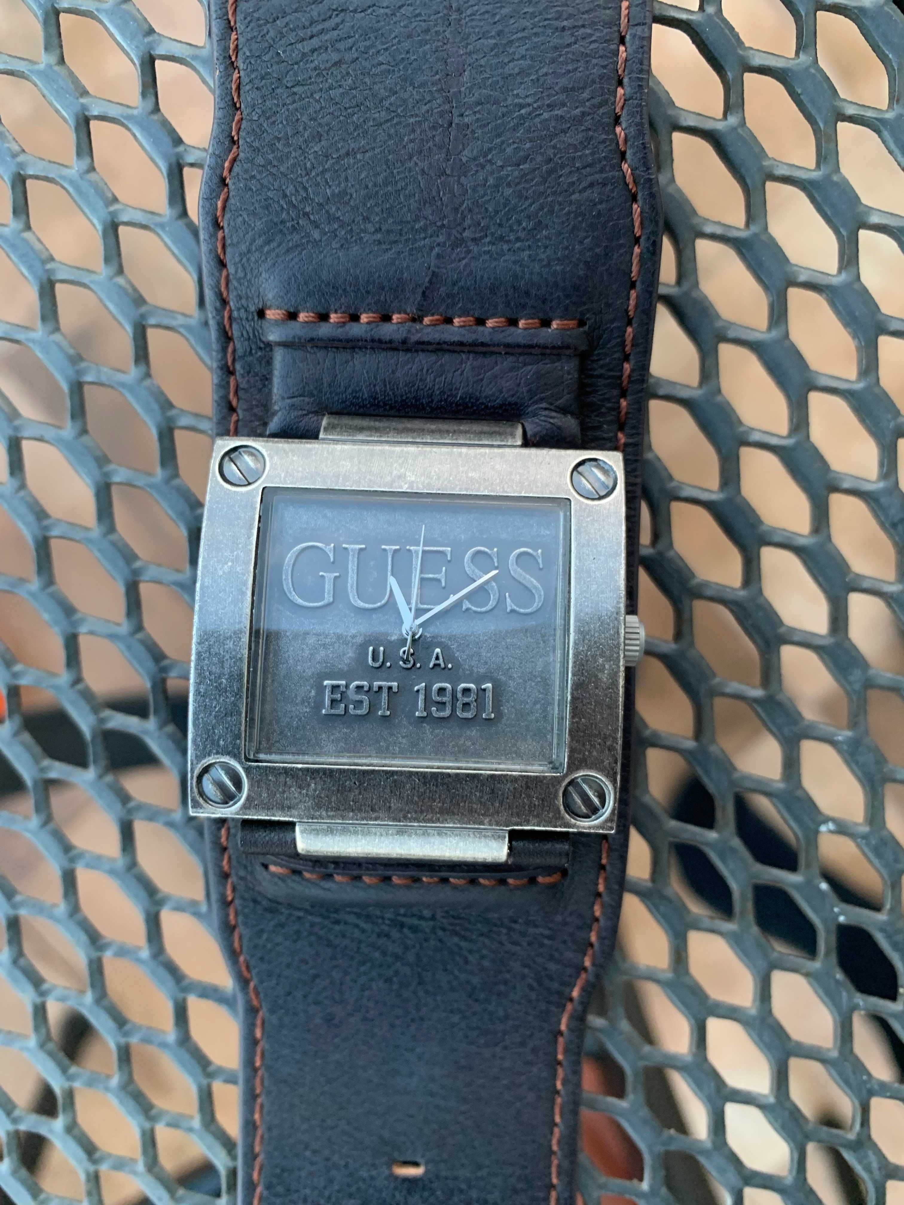 Zegarek damski GUESS USA EST 1981