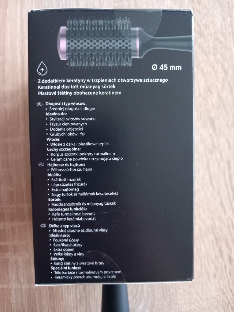 Nowa szczotka nadająca objętość Rossmann