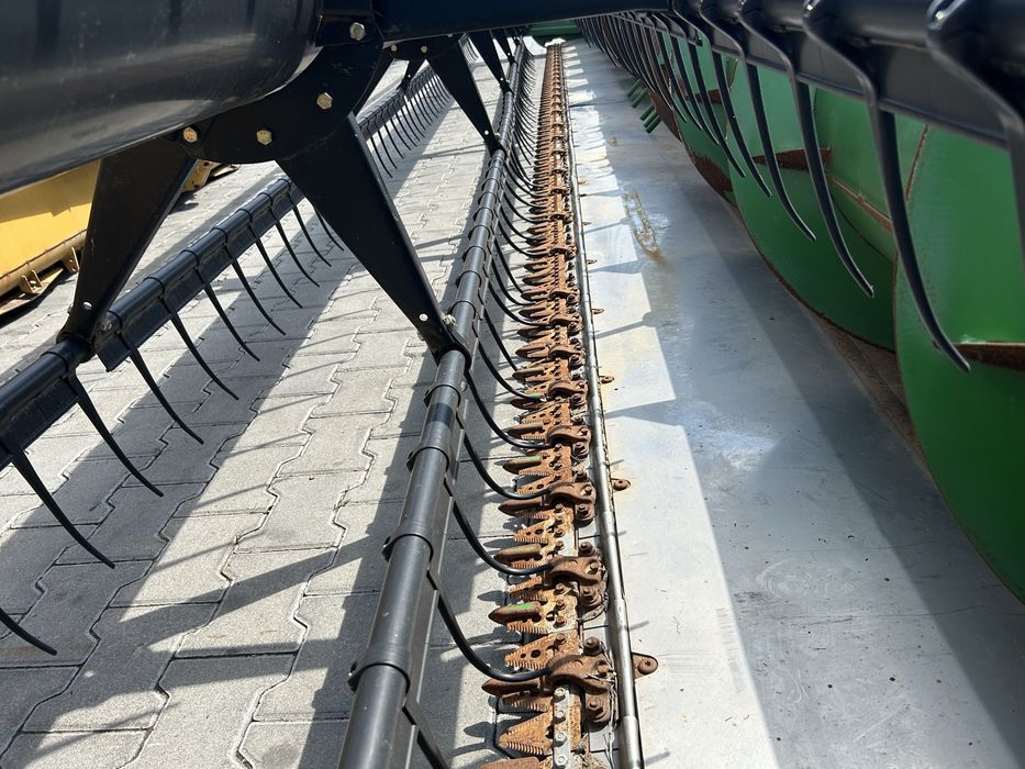 Жатка John Deere 635F Hydraflex