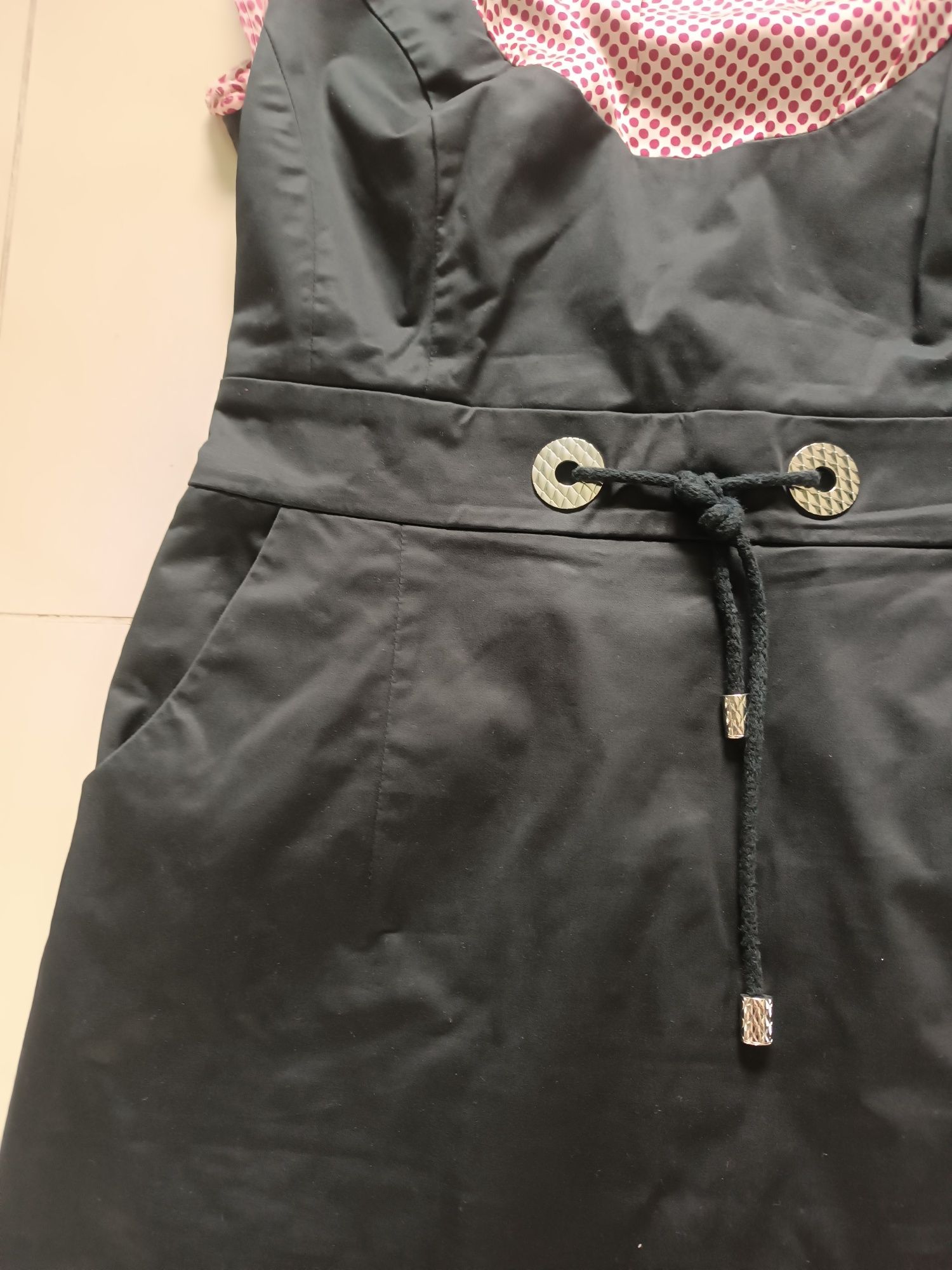Elegancka sukienka Simple 38 / 40