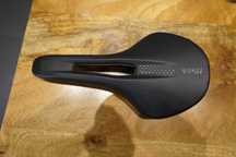 Siodełko Fizik Antares Vento 140mm prety kium