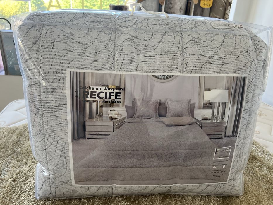 Edredon em jacquard e lurex