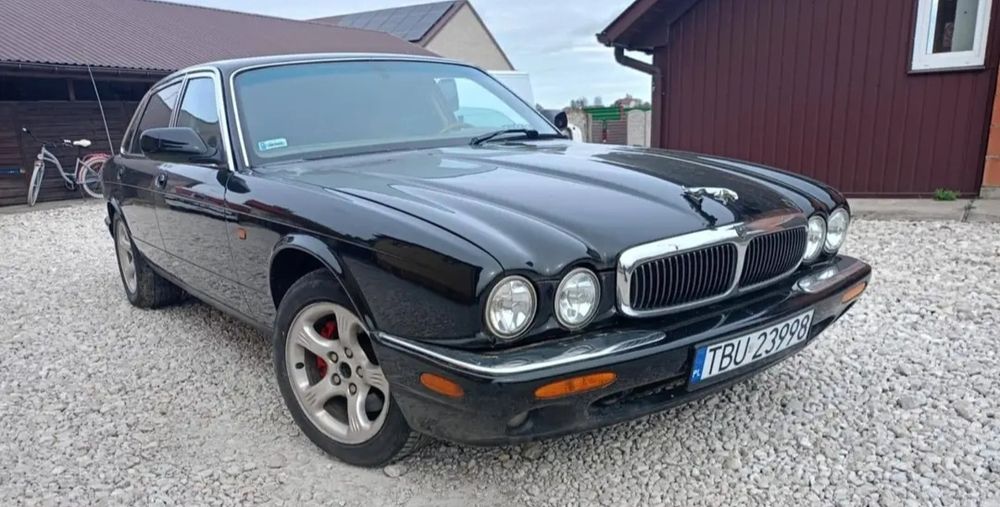 Jaguar XJ*2001 rok*4,0 B+Gaz*Zarejestrowany*Sprawny