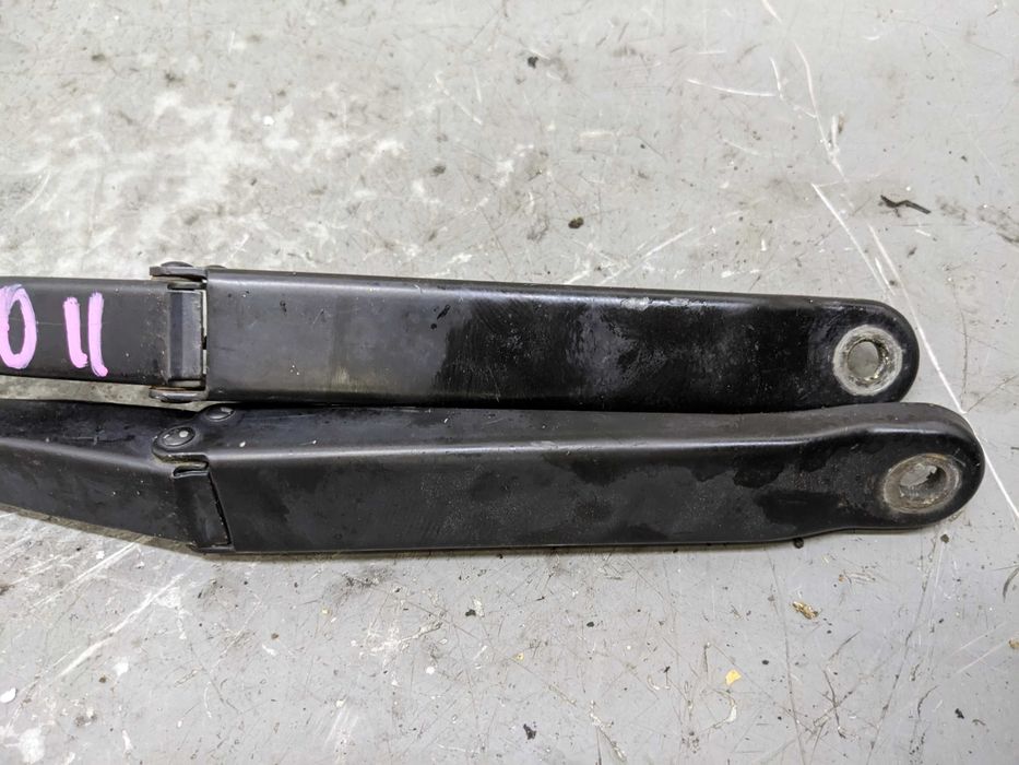 Fiat Punto 2 II FL LIFT Ramiona Wycieraczek Przód Przednie