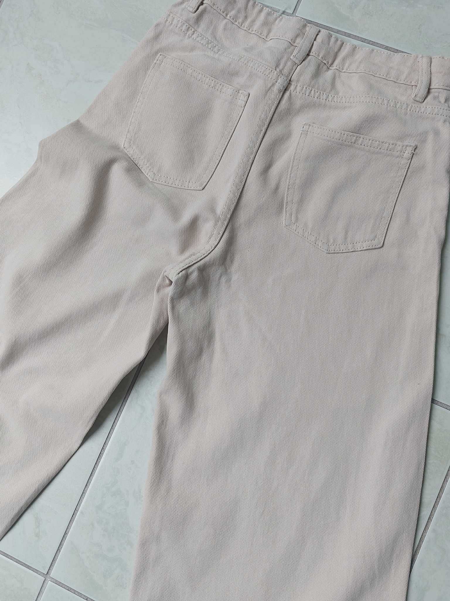Spodnie jeansowe beżowe szerokie r. 152, Cool Club, bdb