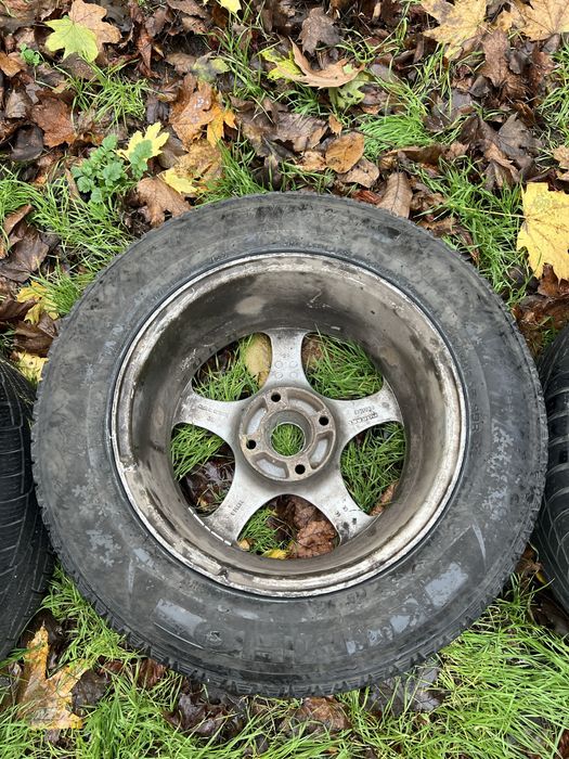 Диски Borbet R16 4/114,3 с зимней резиной