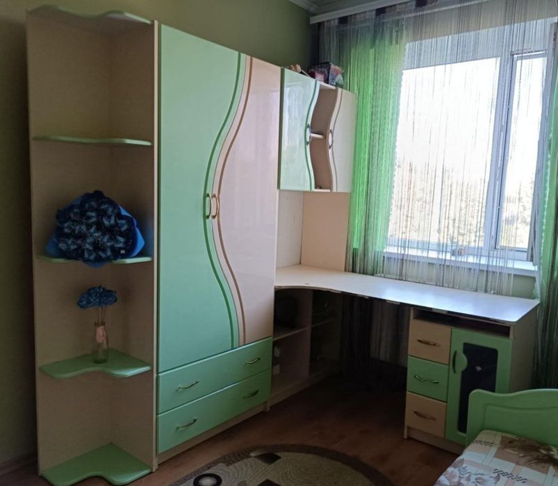 Стінка дитяча. Підходить як для дівчинки так і для хлопчика