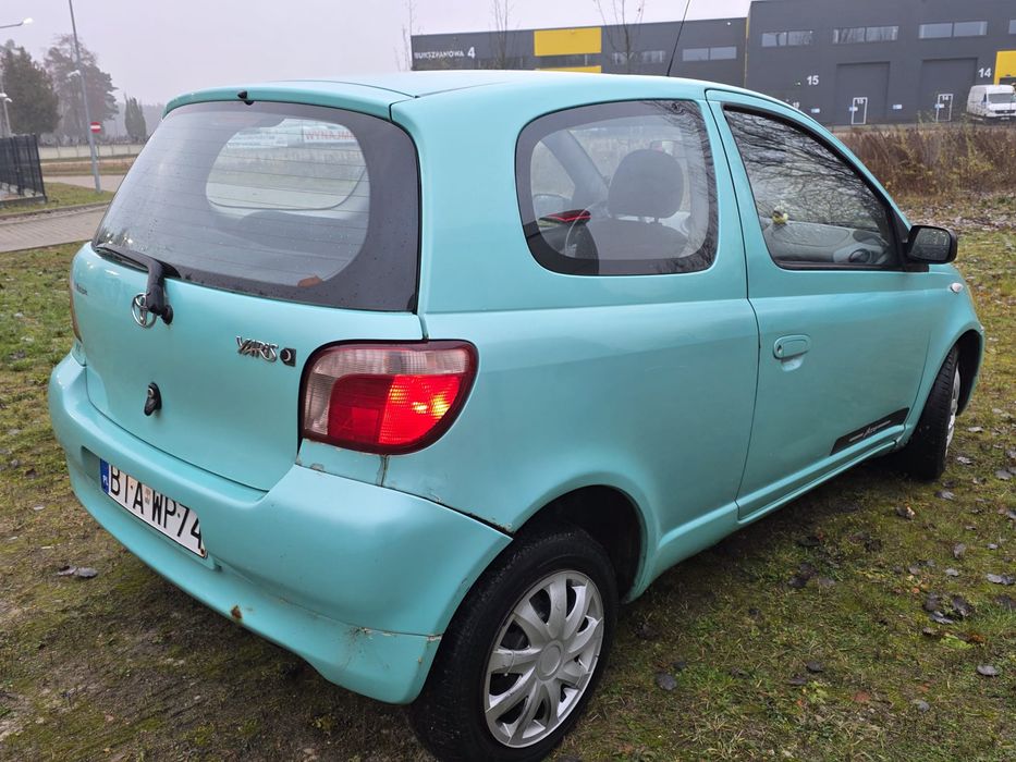 Toyota Yaris 1.0B 2000r wspomaganie
