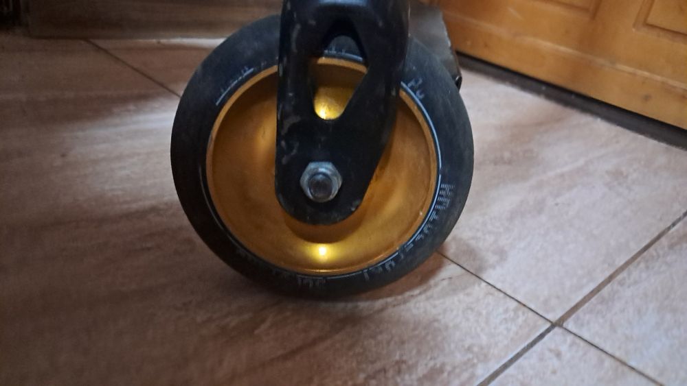 Трюковый самокат