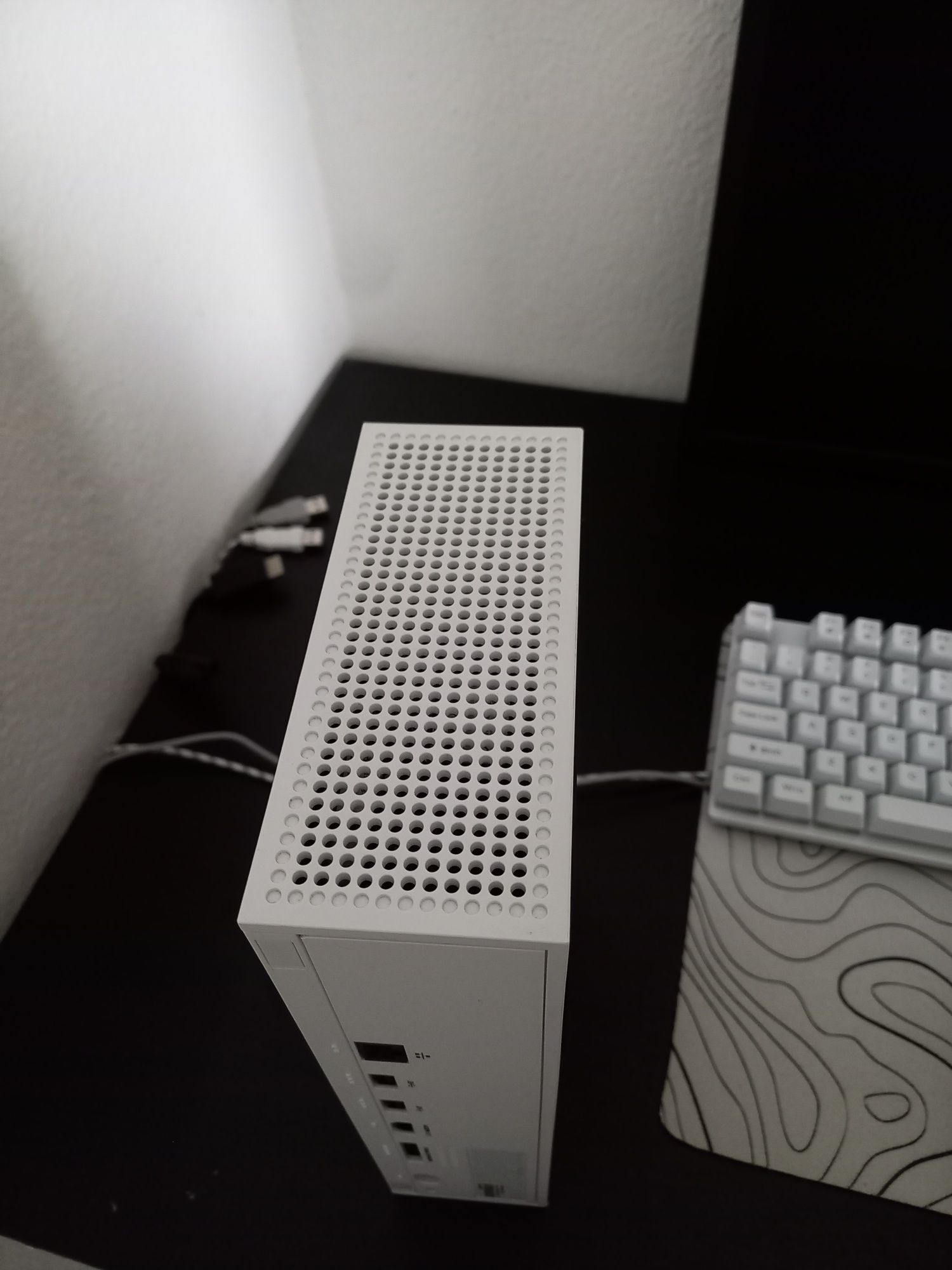 Xbox serie s em perfeito estado