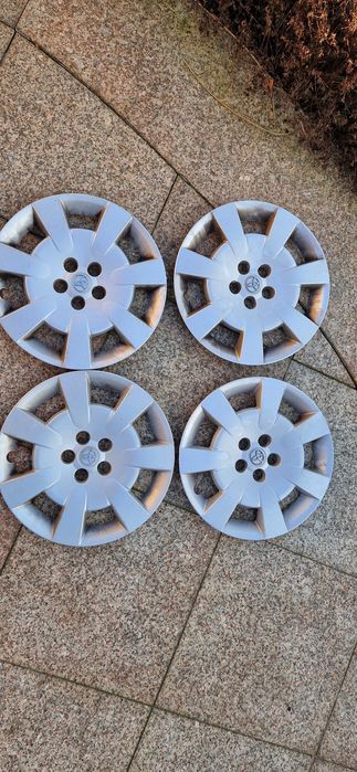 KOŁPAKI ORGINALAN Toyota Avensis  16 cali 4 szt