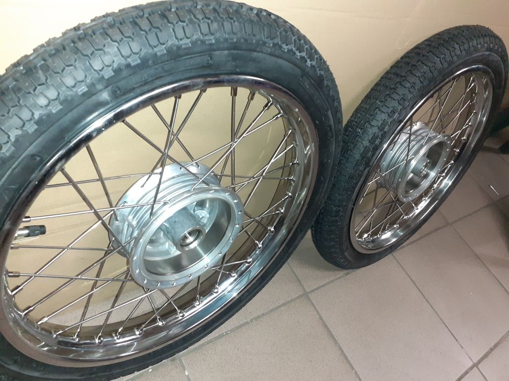 Nowe wycentrowane kola jawa 50 mustang kaczka pancerka r16" pl