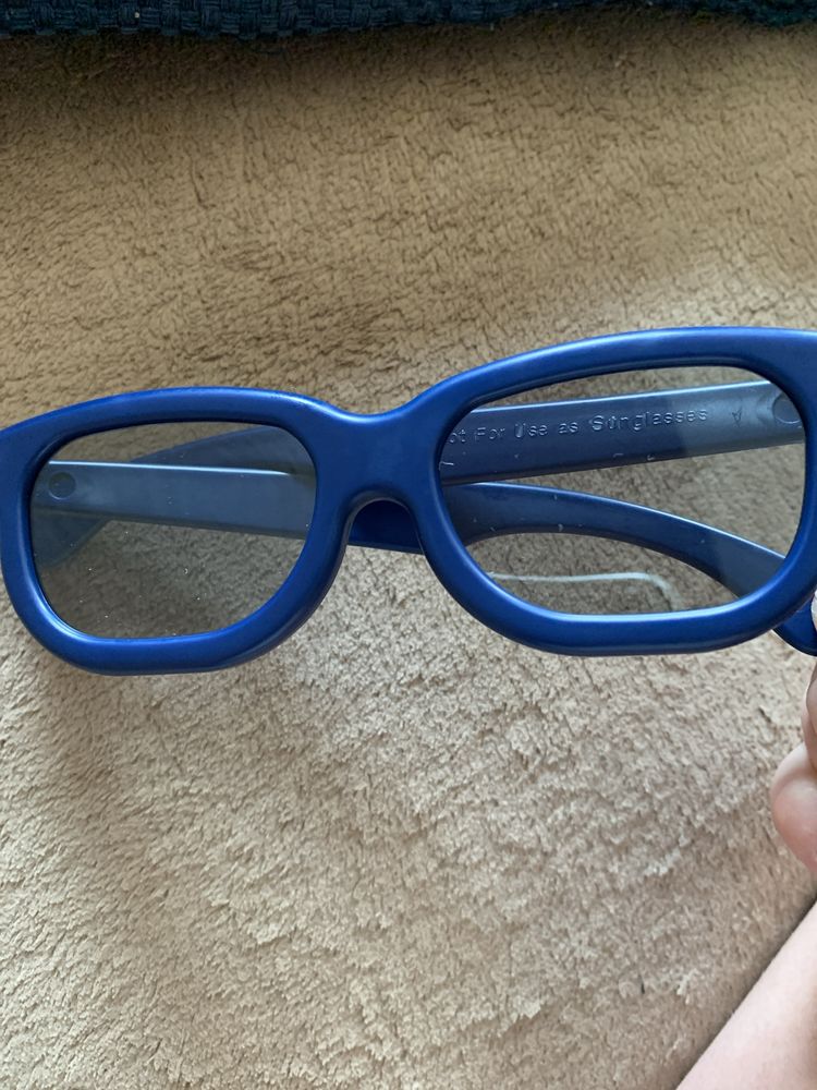 Okulary 3D - możliwa wysyłka, polecam.