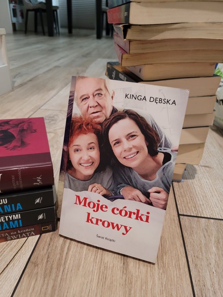 Kinga Dębska Moje córki krowy