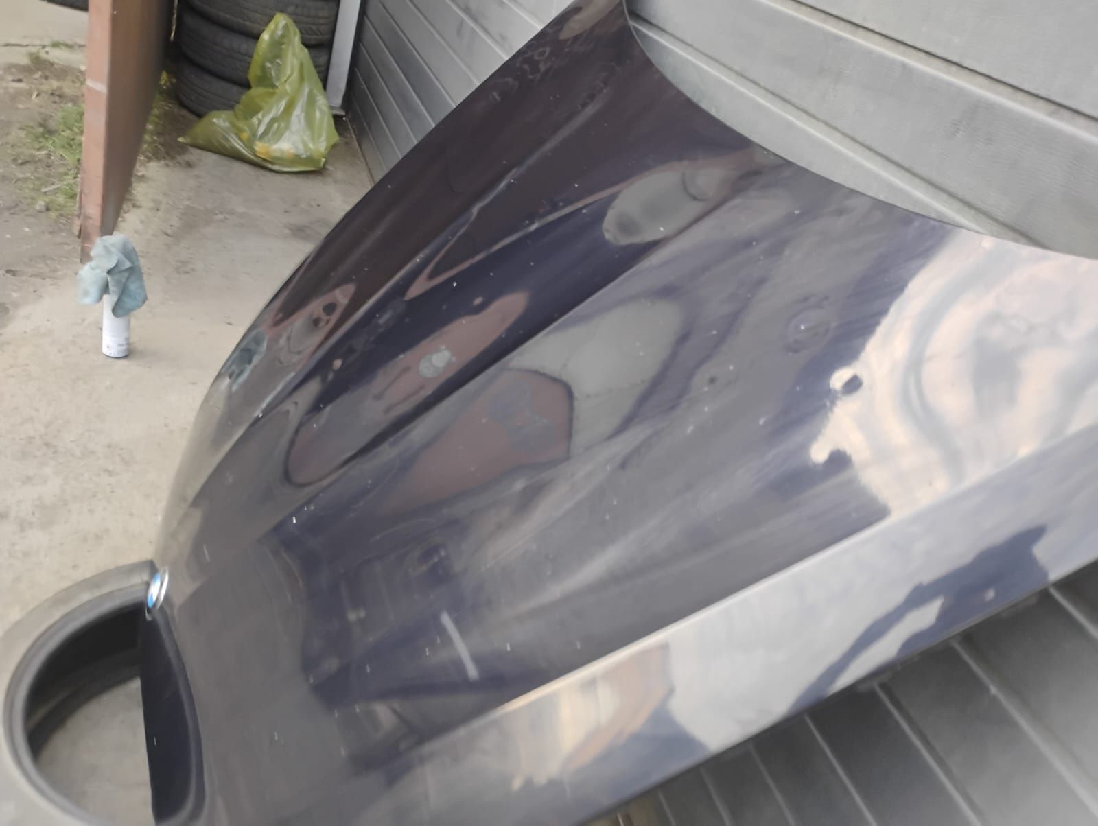 Bmw E90 E91 Lift Maska pokrywa silnika Monacoblau A35/5