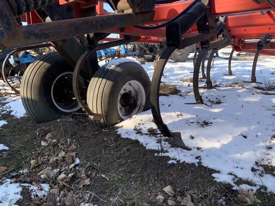 Культиватор Case IH Tiger Mate II захват 11,2 м