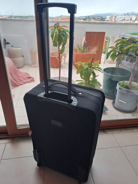 Mala de viagem tamanho médio