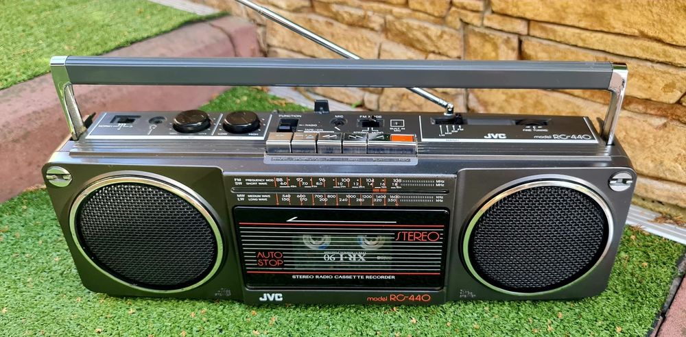 JVC RC-440LD кассетная магнитола