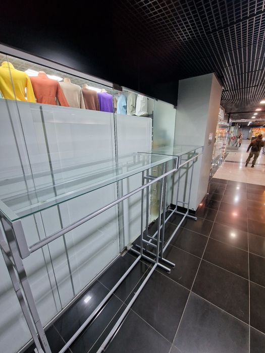 Стойка для одежды