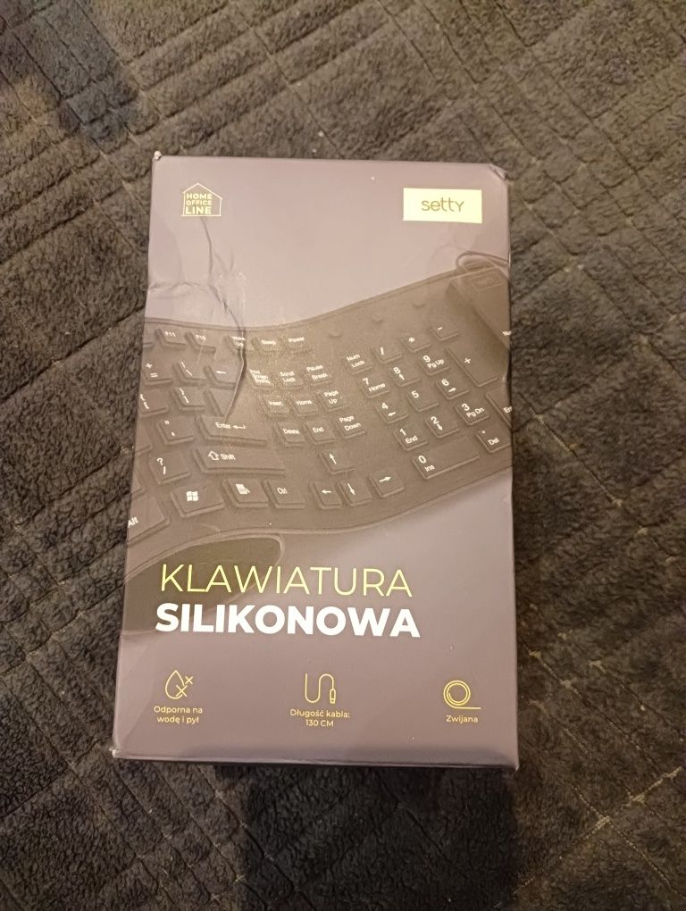 Nowa silikonowa klawiatura zwijana