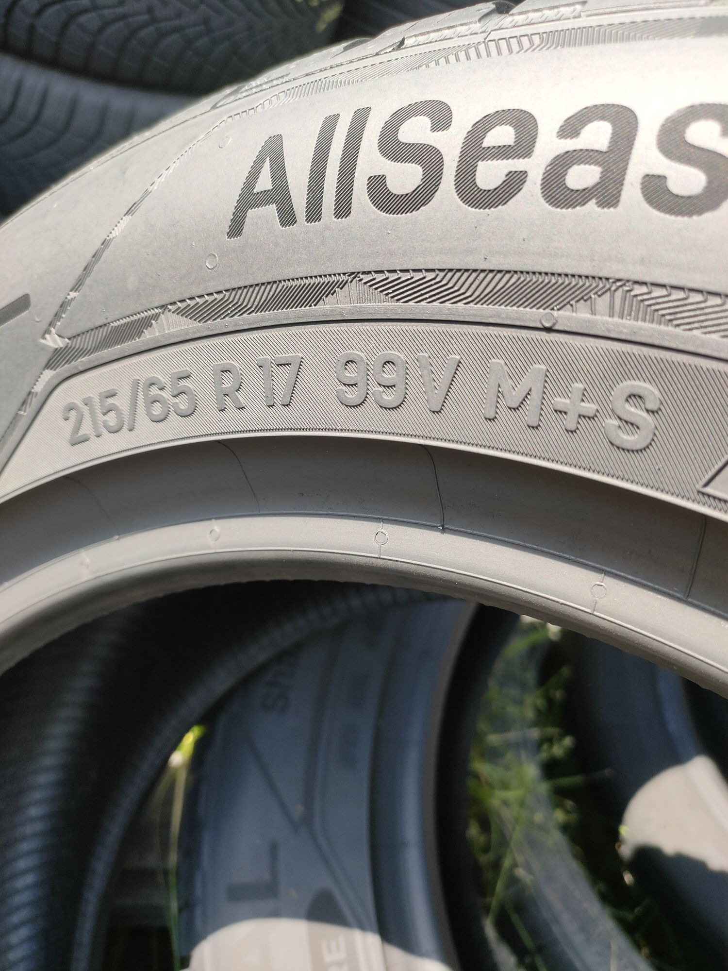 2x 215/65R17 Uniroyal AllSeasonExpert 2 2021r 7.4mm FAKTURA ADIGO