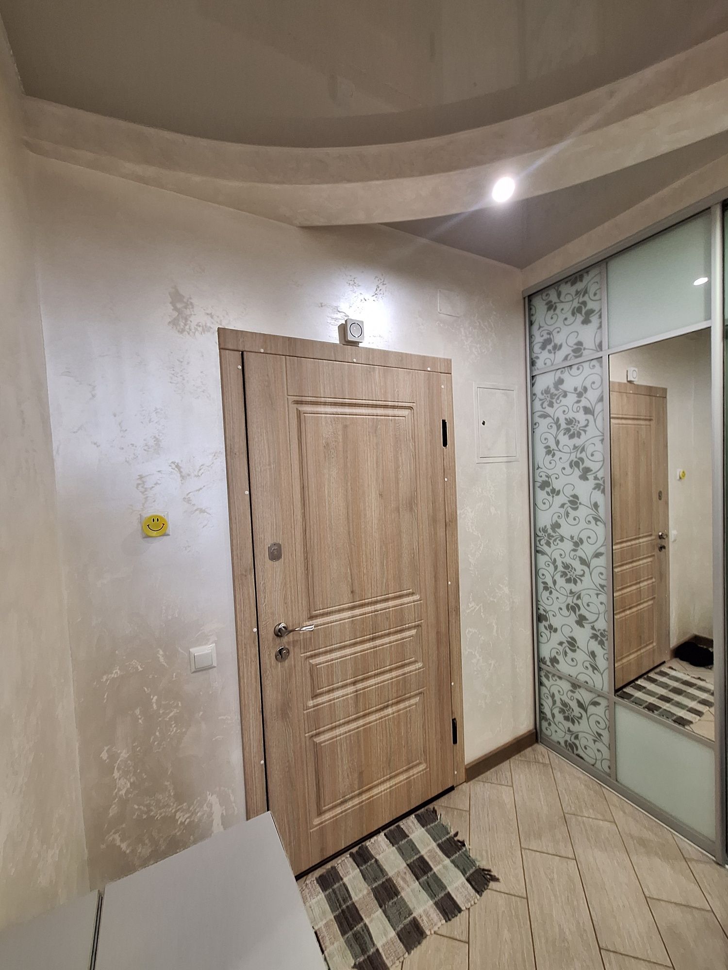 Здається 2 кімнатна квартира  в Корабельному р-н Пр.Богоявленский 325