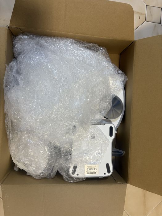 Robot sprzątający Samsung VR30T80313W biały