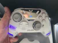 Pad Flydigi Apex 4 Elite - bezprzewodowy kontroler PC / Switch (2)