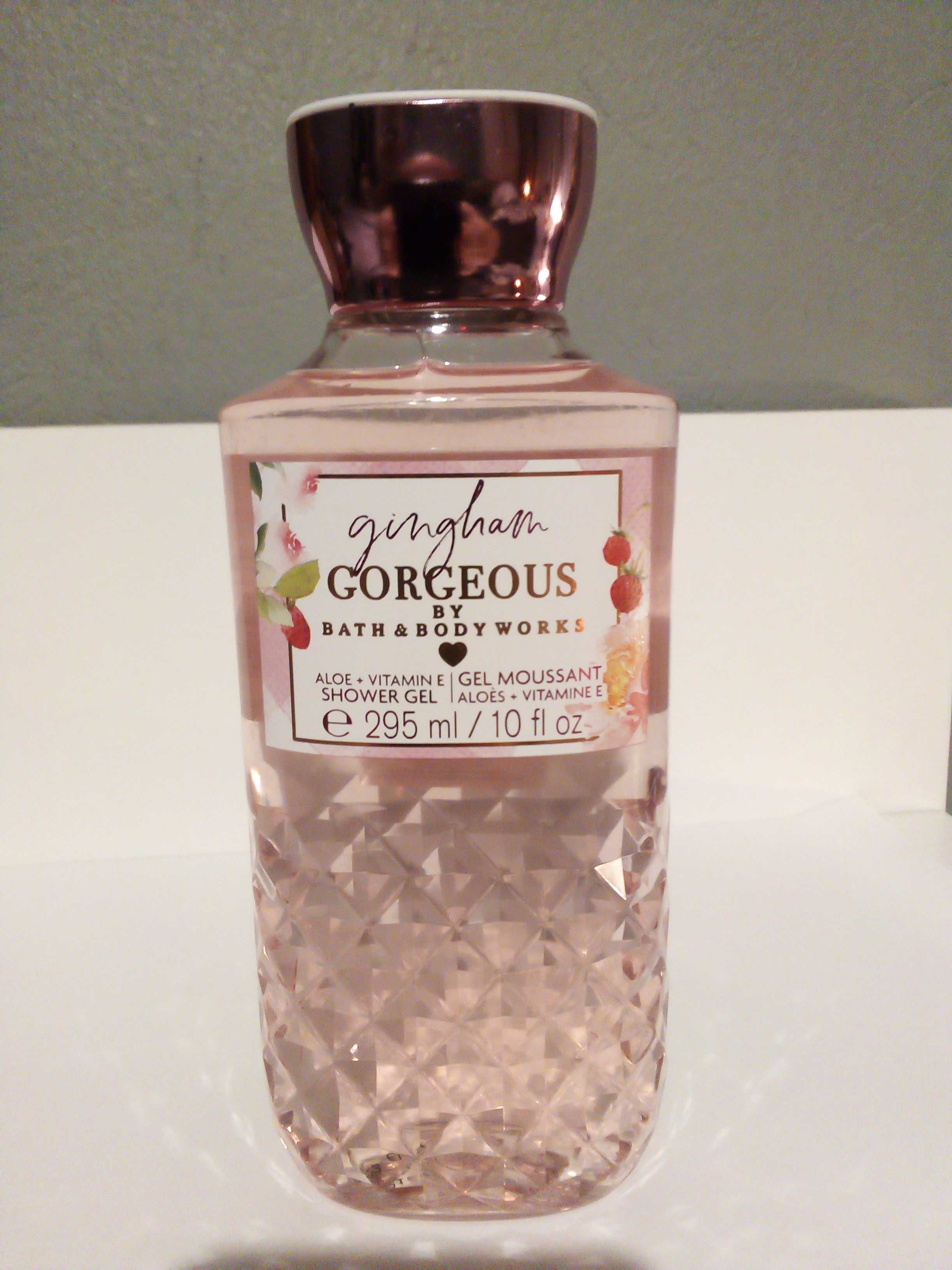 Bath & Body Works  Gingham Gorgeous  żel pod prysznic aloes vit. E