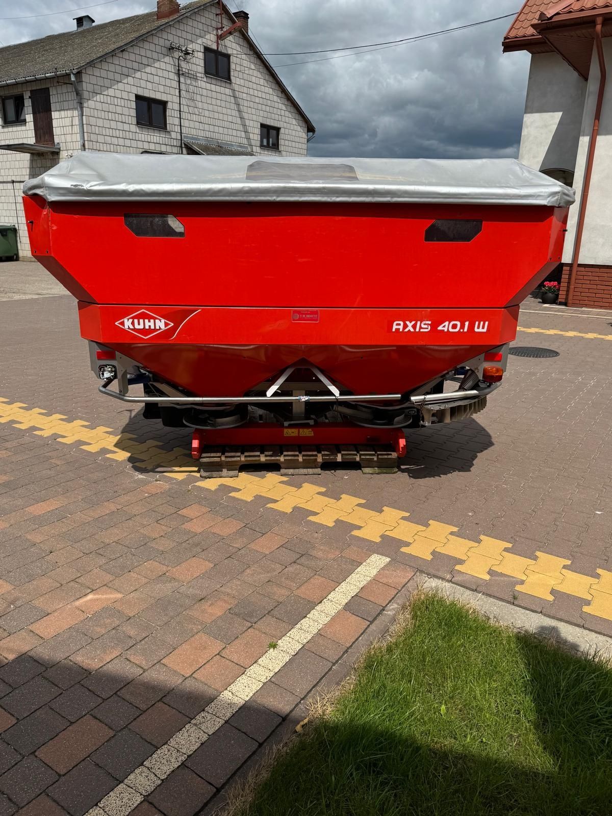 Kuhn Axis   40.1 W  IGŁA !!Dawkowanie Waga Rozsiewacz