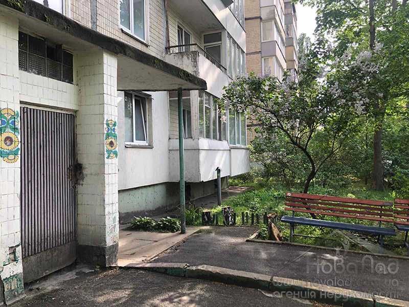 SAV Предлагается 2-ком. квартира (45 м2) 10 мин. М Левобережная