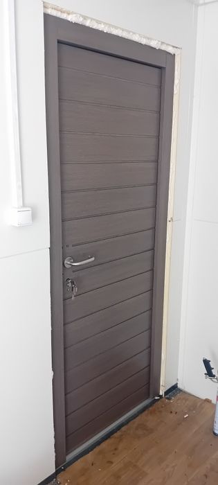 Montaż drzwi zewnętrznych wewnętrznych