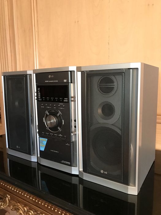 Музыкальный центр LG