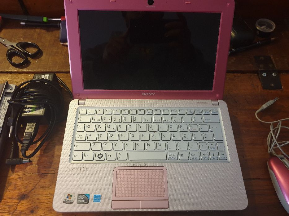 Netbook Sony Vaio VPCW12S1E Rosa