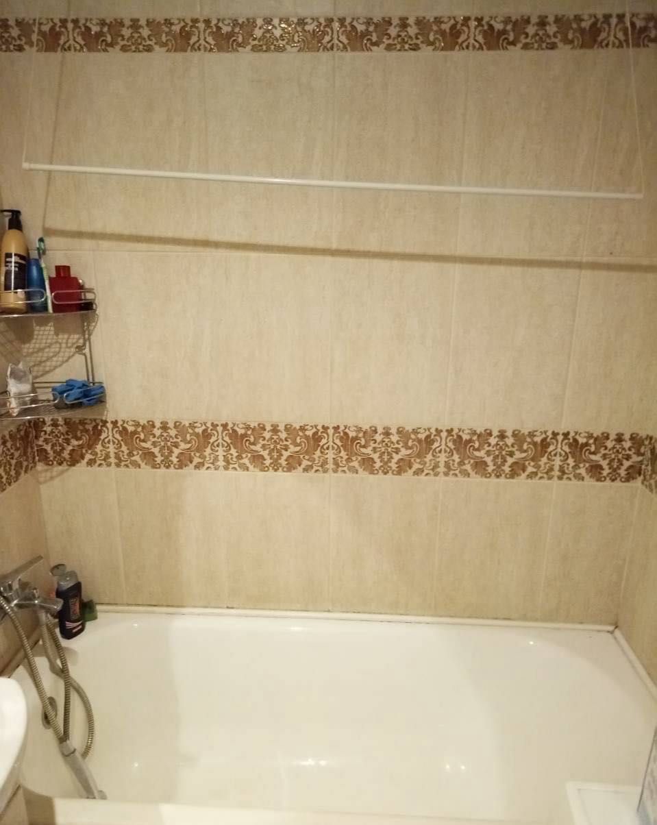 Продаю 2 кім в центрі міста