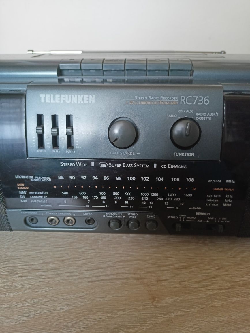 Radiomagnetofon Telefunken RC736