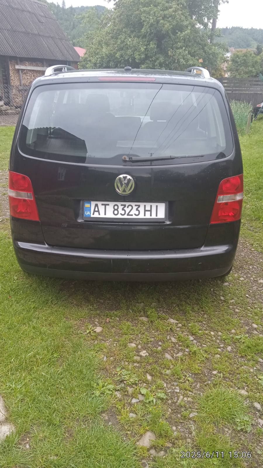 Продається автомобіль 2004 р. випуску.