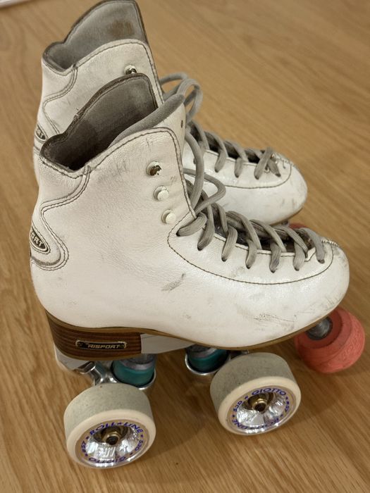 Patins de patinagem artística tamanho 200