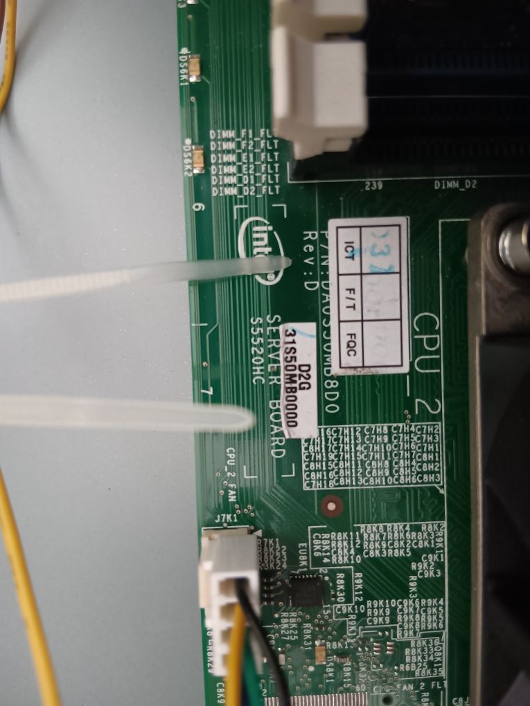 Server Intel Xeon S5520HC, 2x x5677, 48gb