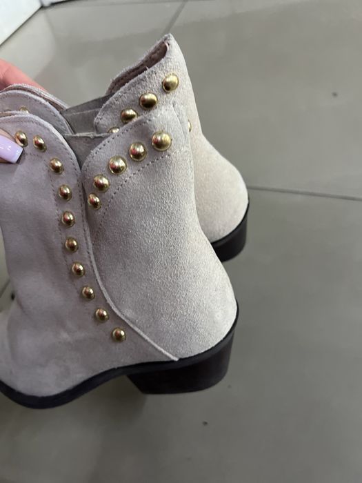 Продам нові классні стильні казаки черевики чоботи 37 і 38 Zara