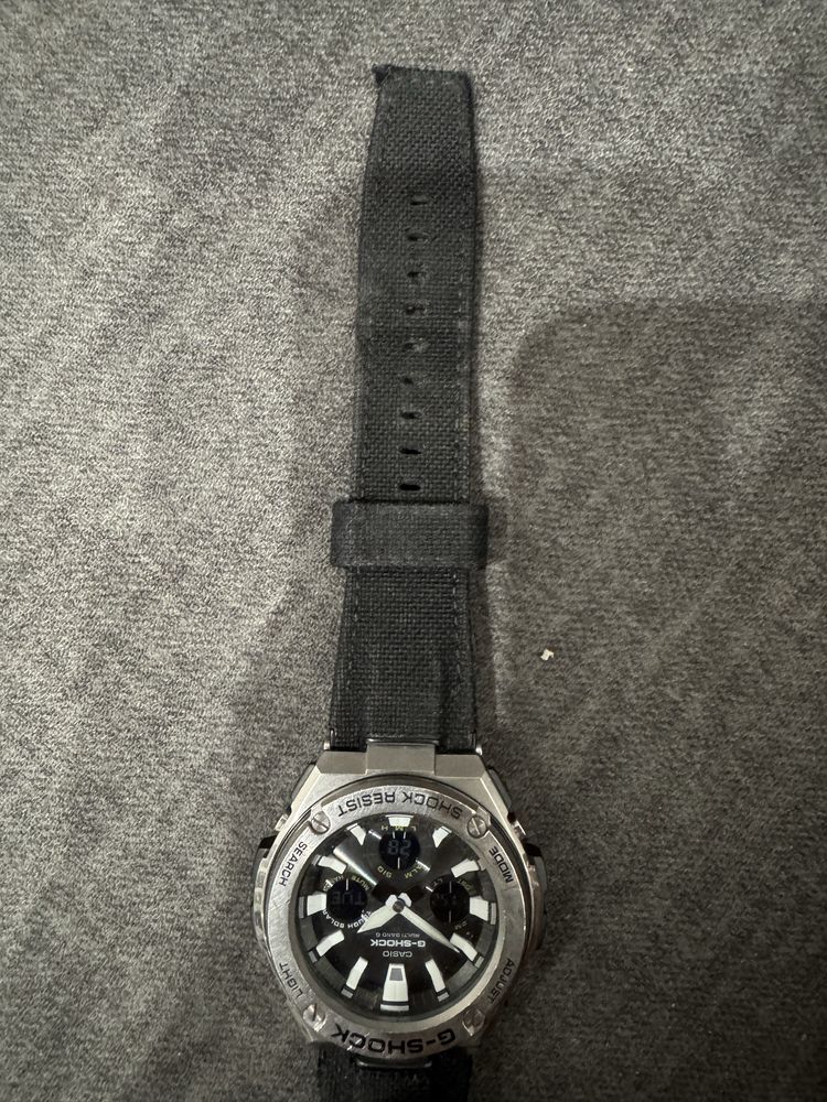 Casio G‑Shock GST‑W130C Black — Solar