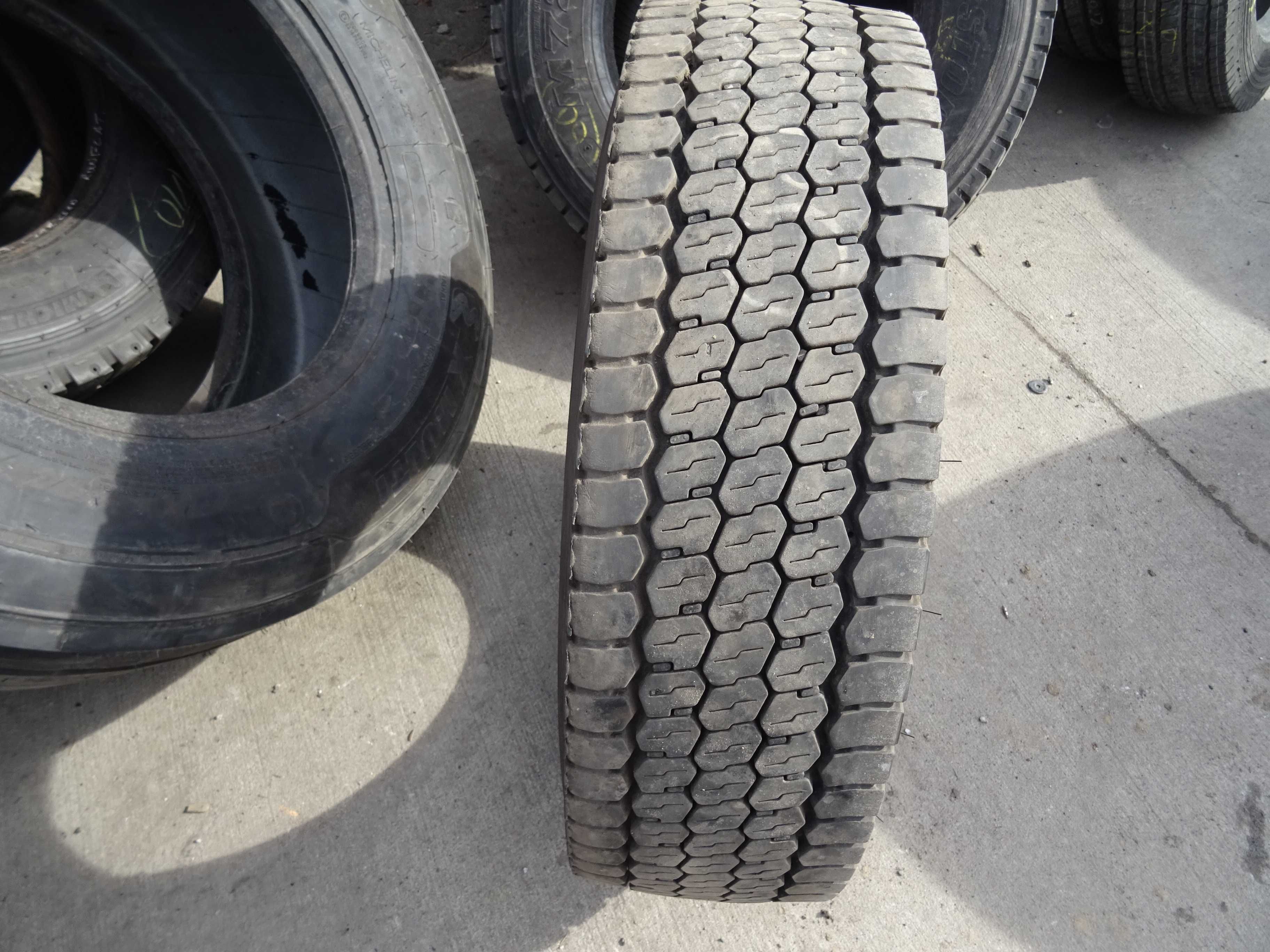 Opona 225/75R17.5 PIRELLI TR:01 Triathlon  (540 netto)