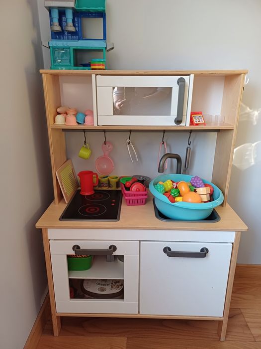 Kuchnia duza ikea z akcesoriami