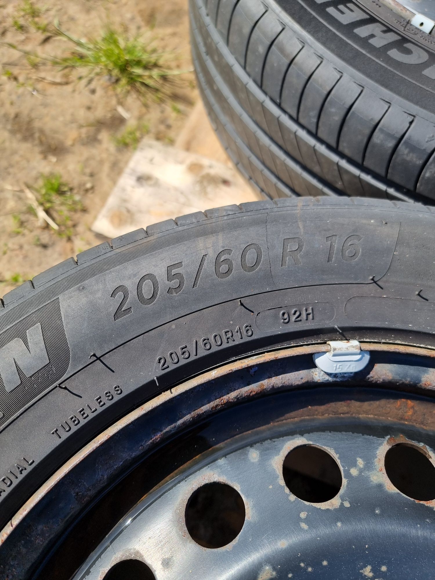 4x opony letnie 205 60 r16 Michelin Primacy4 na felgach stalowych4x100