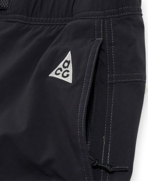 Штани Nike ACG Smith Summit Cargo Pant CV0655-011 оригінал